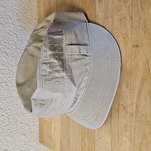Alaska hat. Tote 5.